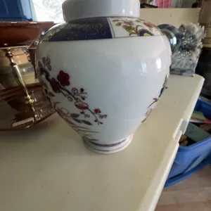 Imari Ware Japanese Porcelain Lidded Vase