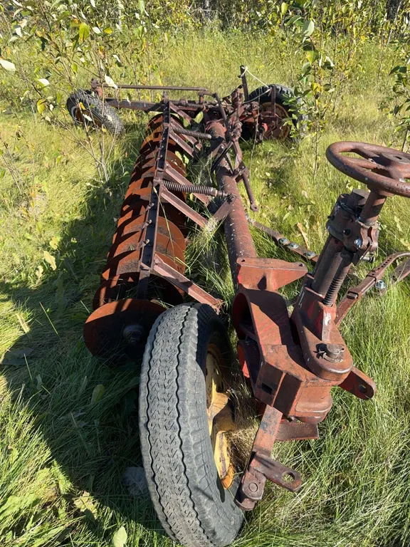 Steel Frame Pull-Type Disc Harrow with Steering Wheel and Tandem Discs
