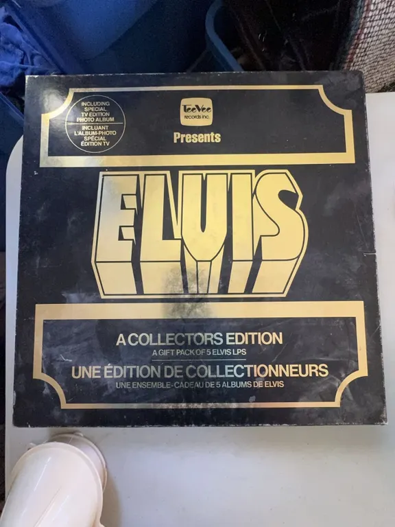 Elvis Presley 5 Album Collectors Edition Box Set by TeeVee Records