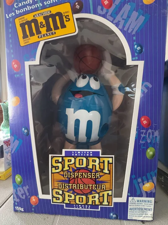 M&M's Blue Basketball Sport Candy Dispenser in Original Box 159g