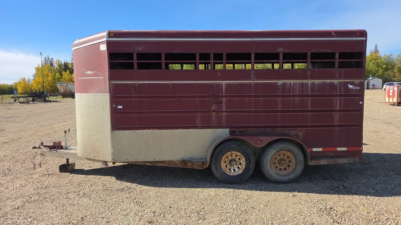 2000 Mustang 18 Foot Stock Trailer