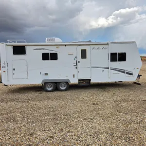 2006 Arctic Fox 25 Foot RV