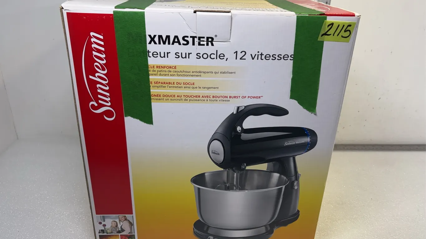 Sunbeam Mixmaster 12 Speed Stand Mixer *Unreserved*