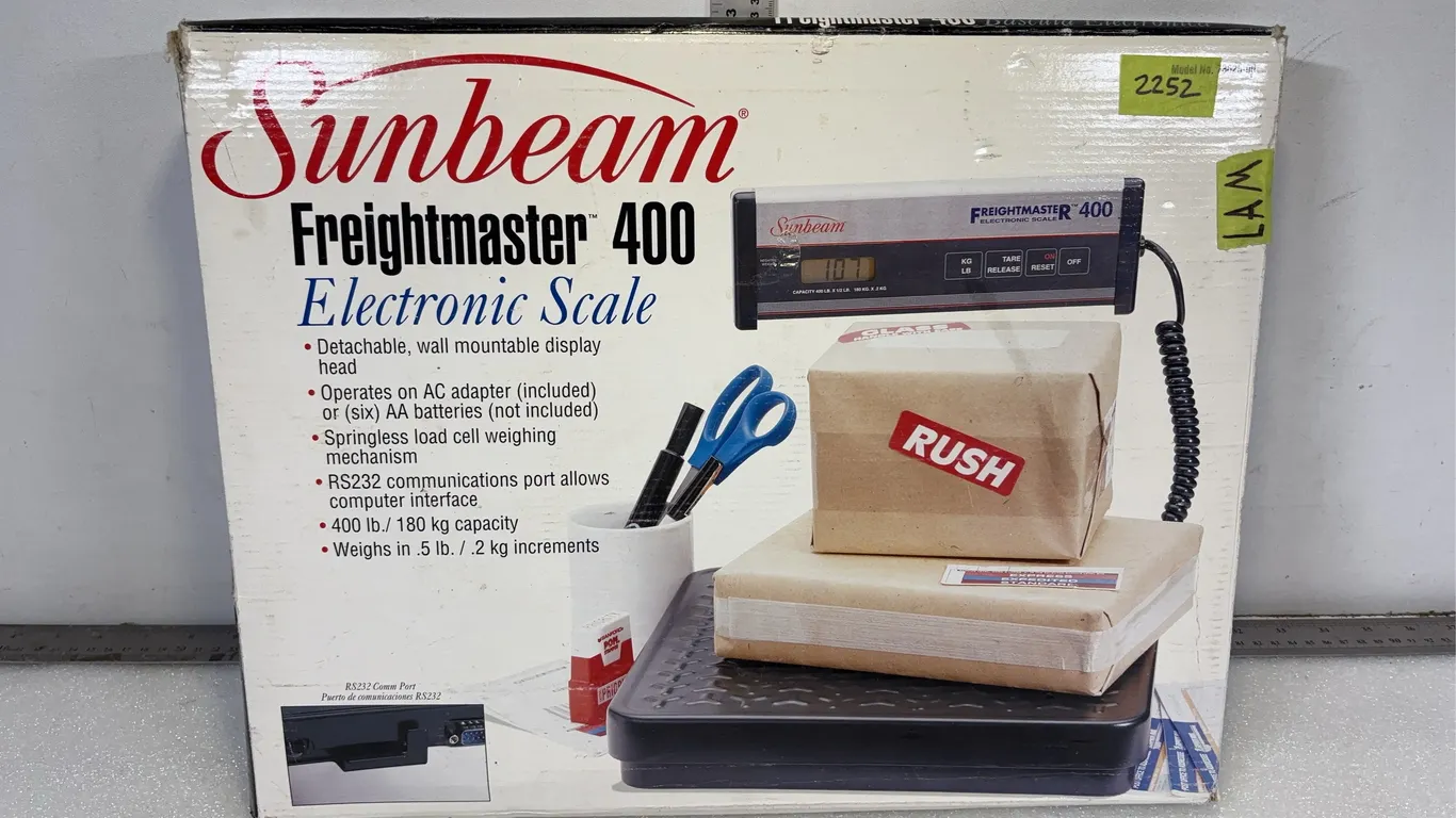 Sunbeam Freight master 400 Electronic Scale, Approx. 18"x14"x3" *Unreserved*