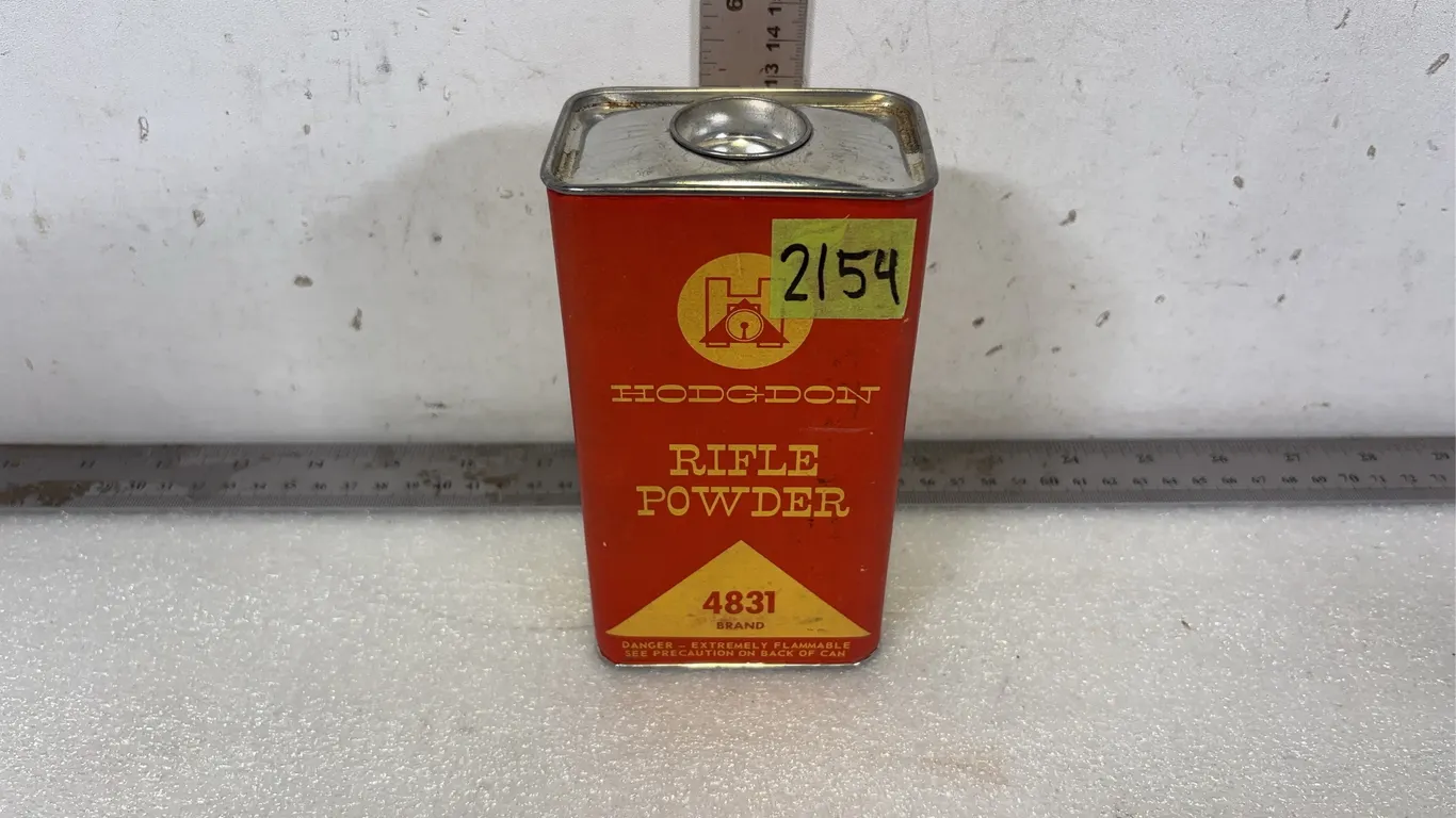 Hodgdon 4831 Rifle Powder, Approx. 6"x4" *Unreserved*