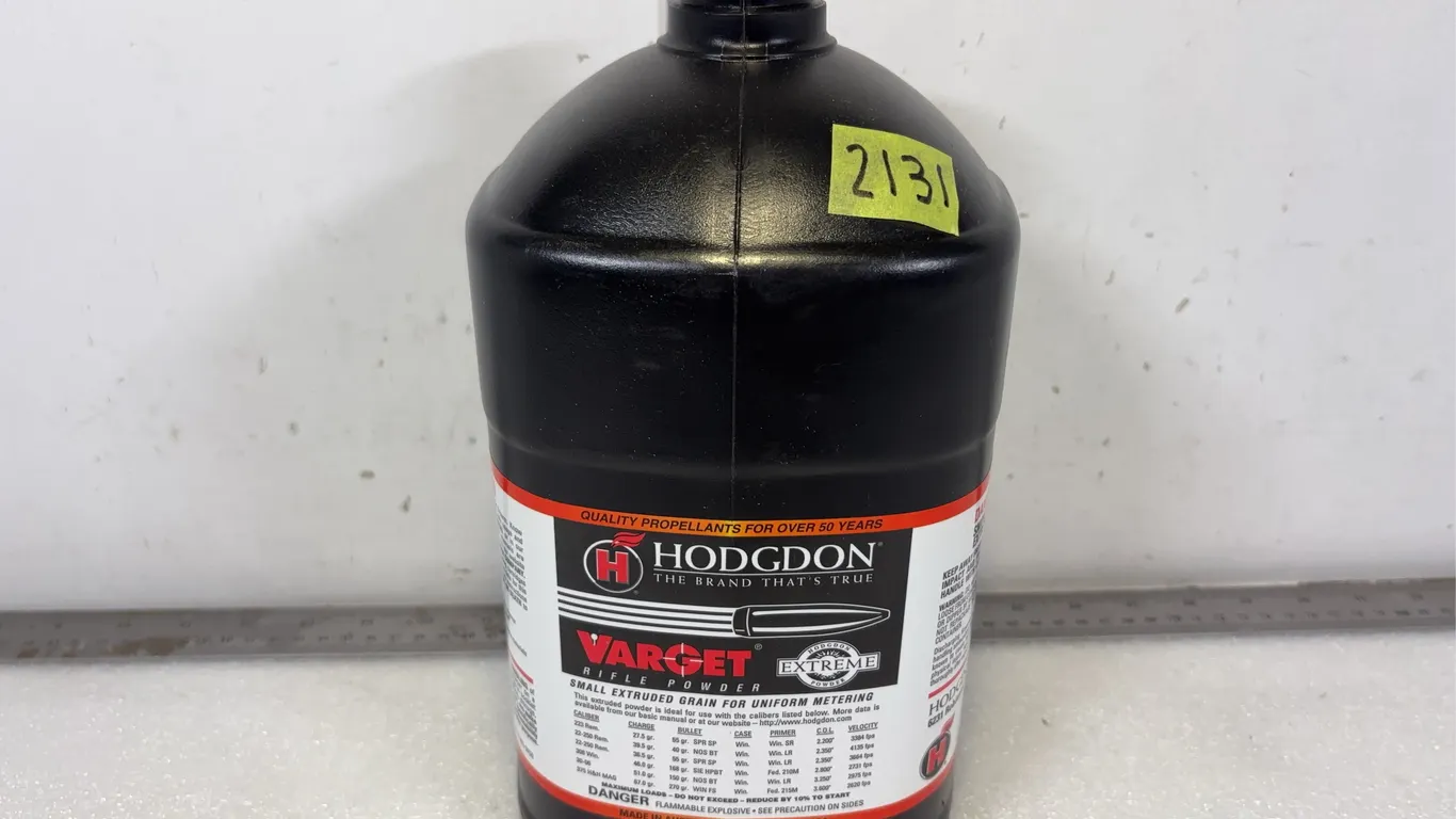Hodgdon Varget Rifle Powder, Approx. 11"x6" *Unreserved*