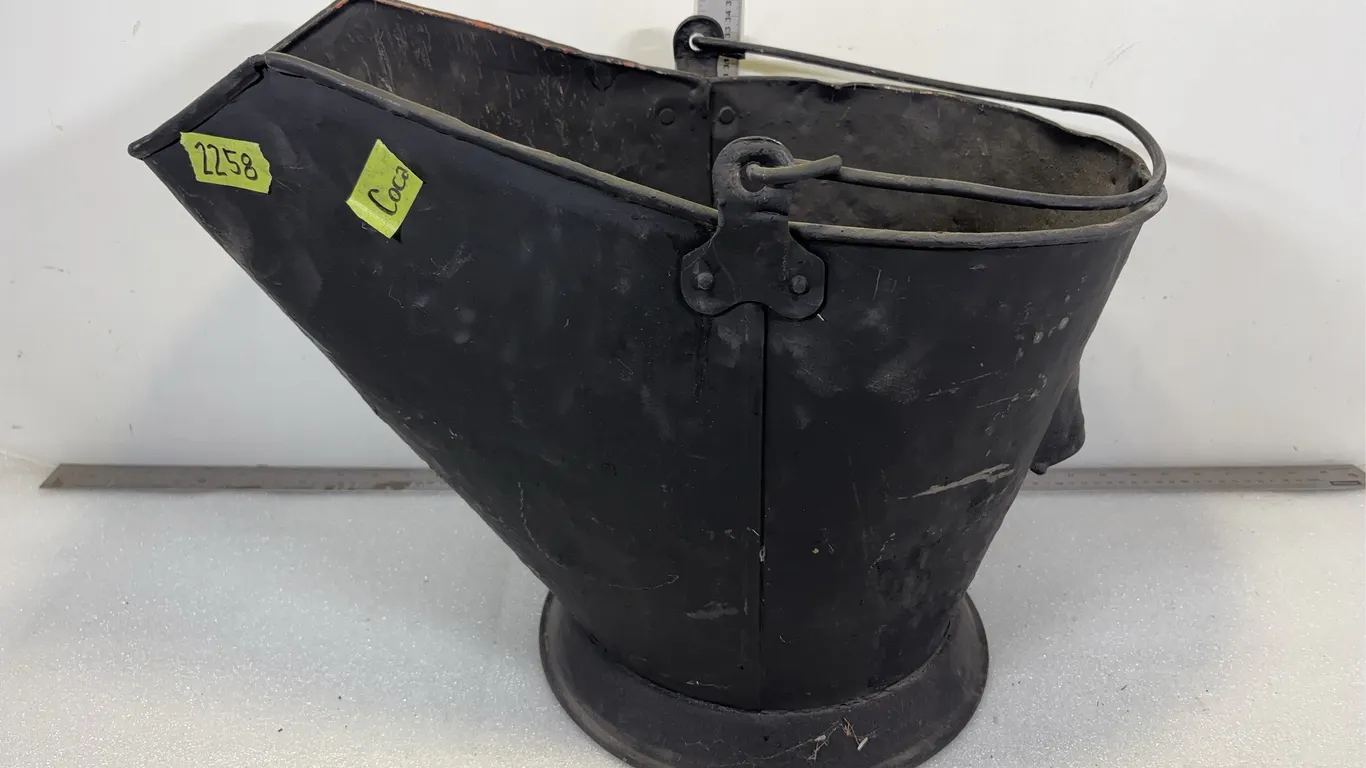 Fireplace Ash Bucket w/ Shovel, Approx. 21"x12"x15" *Unreserved*