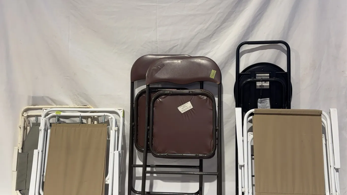 Assorted Foldable Chairs and Stool, Approx. 6 Items *Unreserved*