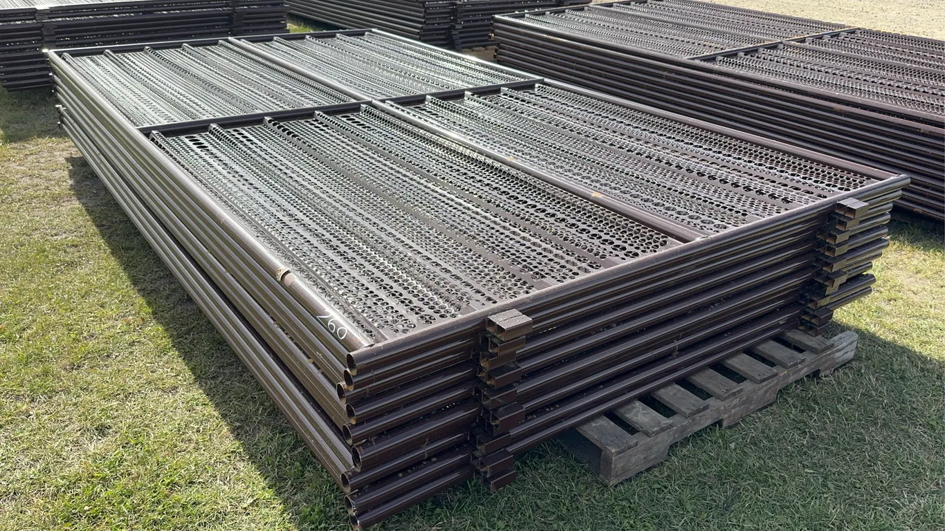 10 - Wind Break Fence Panels, 1 5/8" tubing, 12' L x 6'6'' H, (10 x Bid Price) *Unreserved*