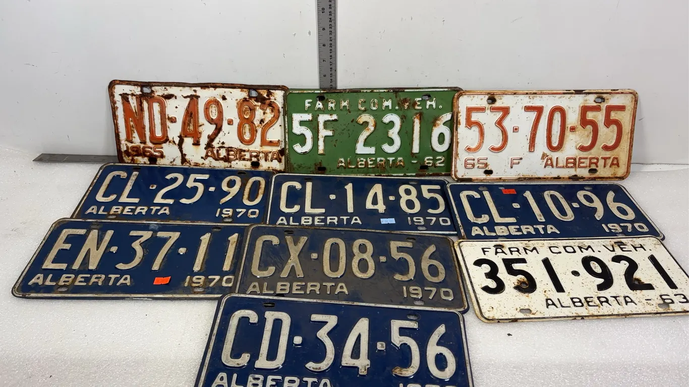 Vintage Sask Collectible License Plates, Approx. 10 pce *Unreserved*