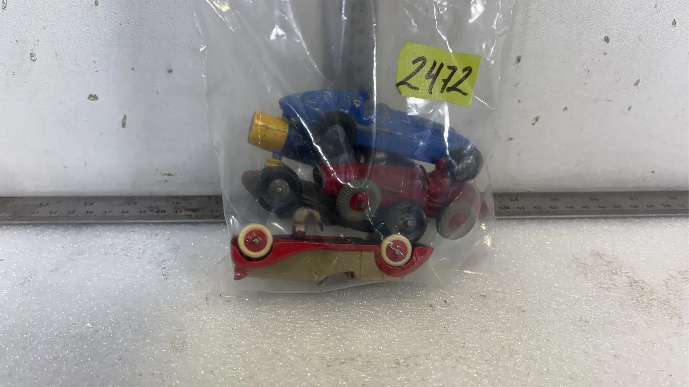 Vintage Metal Children's Car Toy Models, Approx. 5 pce 4"x2", *Unreserved*