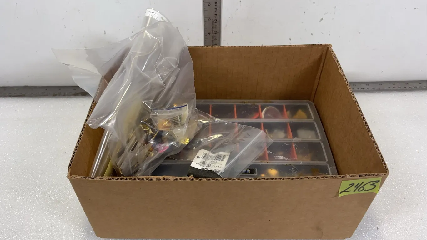 Plastic Organizer Filled with Vintage Pins and Backers, Approx. 50 pce 10"x8"x2", *Unreserved*