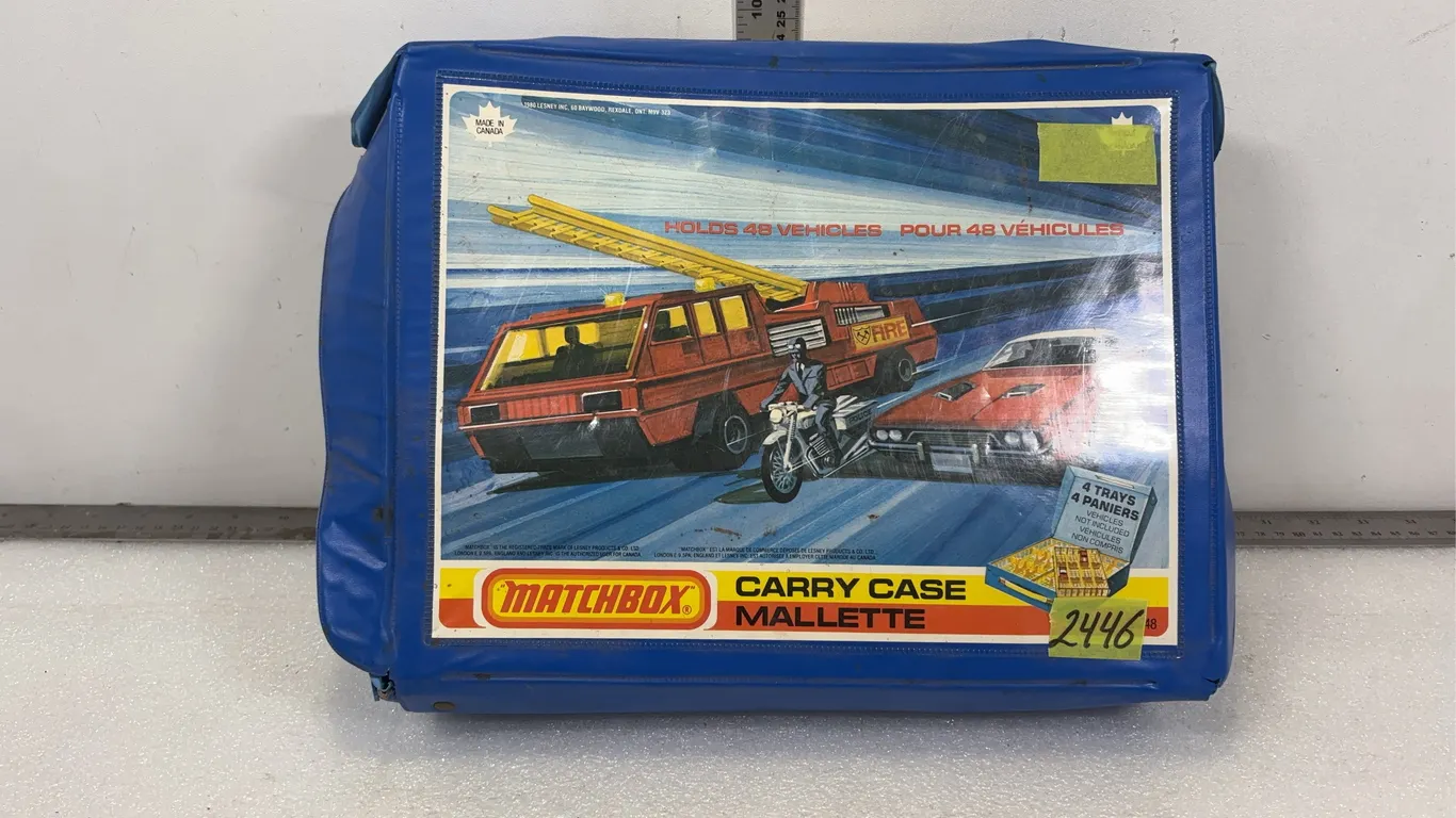 Vintage Matchbox Carry Case for Hot Wheel Size Cards, Holds up to 48 Units, w/ Approx. 54 pce *Unreserved*