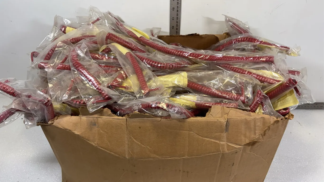 Box of Vintage Coiled Telephone Handset Cords, Approx. 177 pce, *Unreserved*