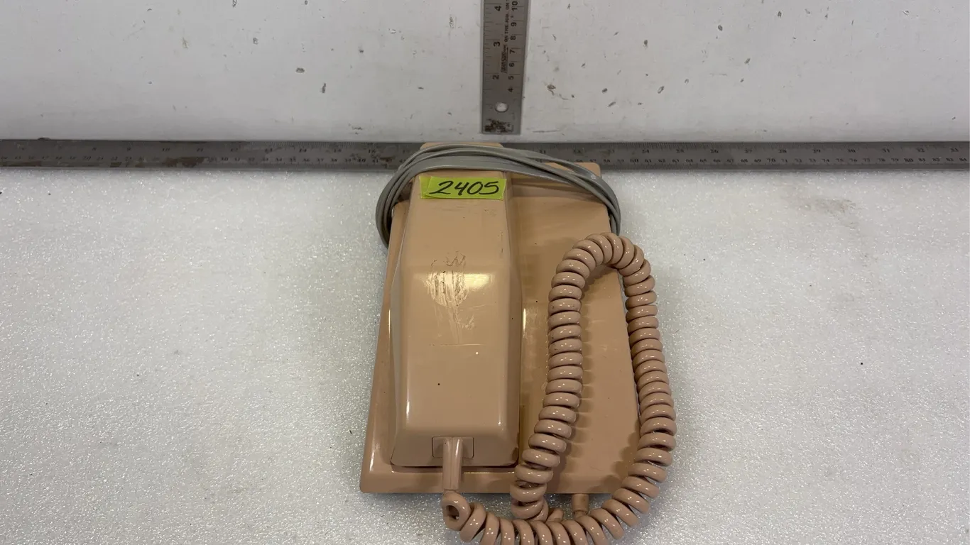 Vintage Northern Electric Contempra Model Rotary Telephone, Approx. 10"x6"x4", *Unreserved*