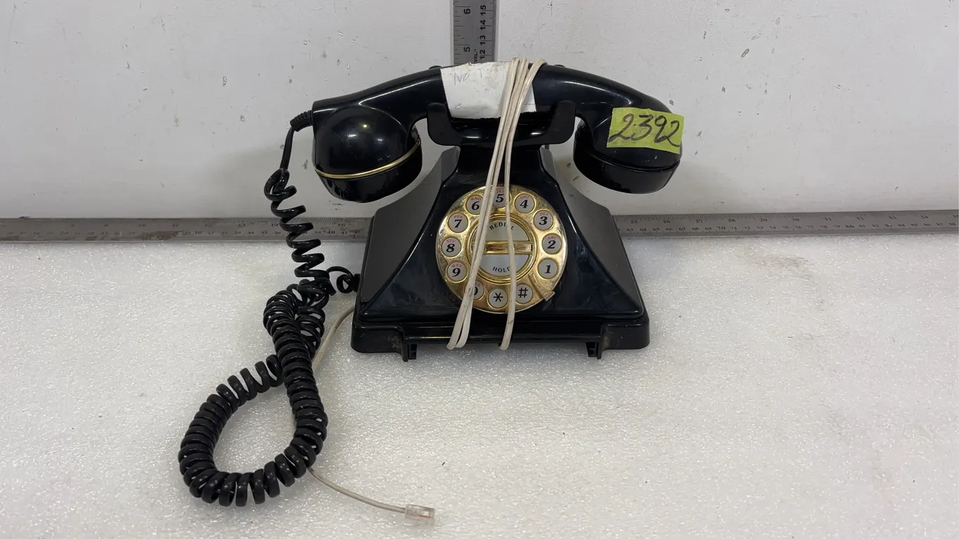 Vintage Cradle Landline Dial Telephone, Approx. 9"x6"x7" *Unreserved*