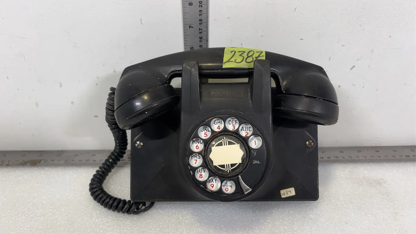Northern Electric Vintage No. 2 Rotary Uniphone, Approx. 9"x6"x5" *Unreserved*