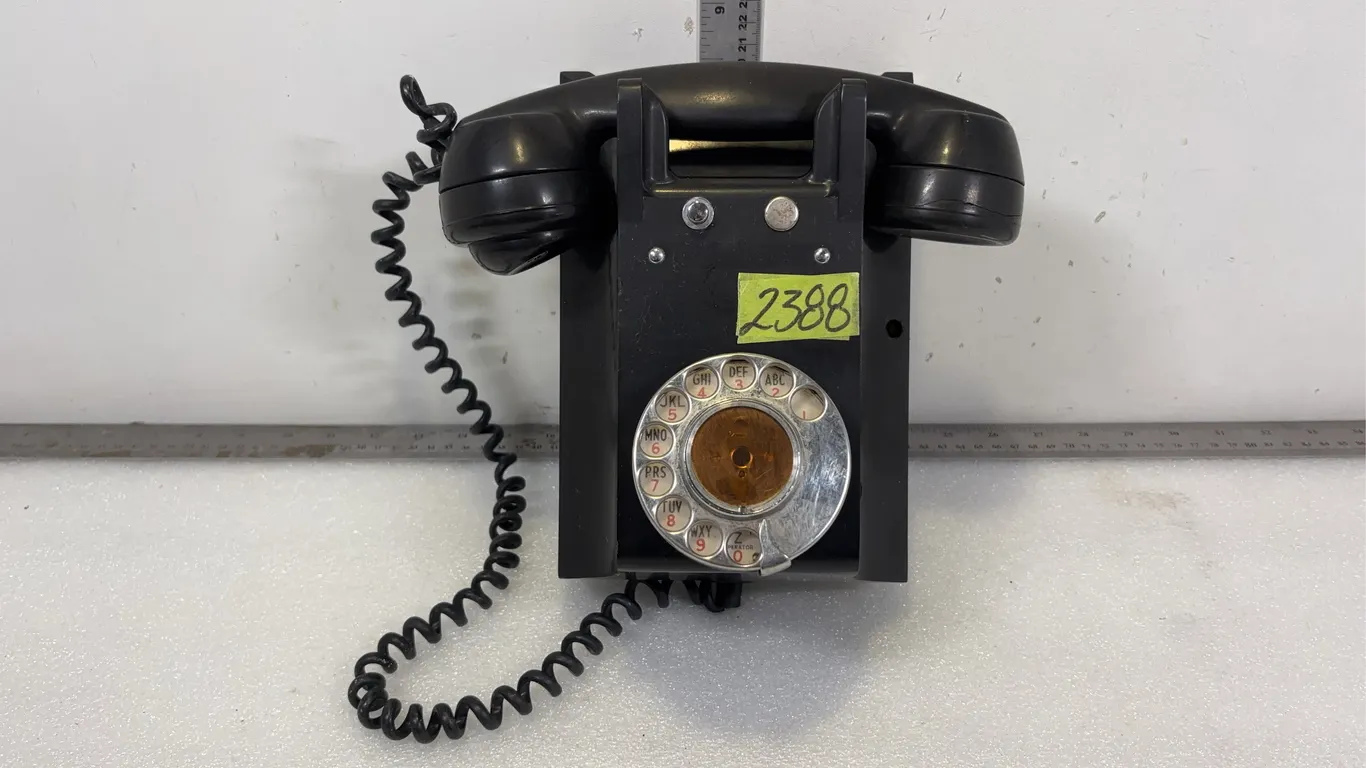 Ericsson Telephones Limited Vintage Industrial Wall Rotary Telephone, Approx. 9"x6"x7" *Unreserved*