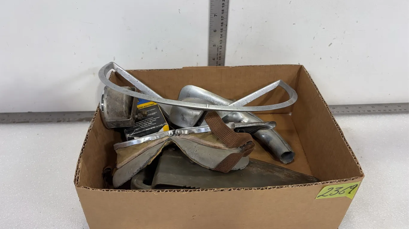 Collapsible Shovel, Hour Meter, Vintage Goggles, Steering Wheel, Oil Can Punch and Pour Spouts *Unreserved*