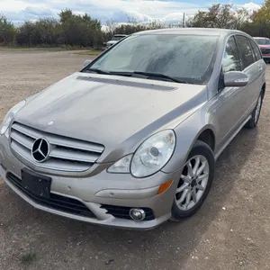 2008 Mercedes Benz R320 SUV *Unreserved*