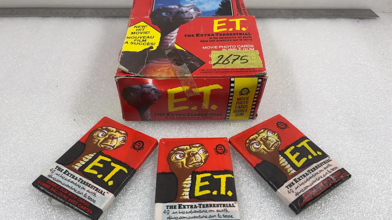 ET Movie Bubble Gum and Trading Card Sets, Approx. 350 Cards *Unreserved*