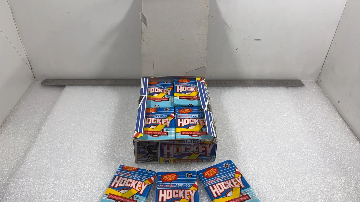 OpeeChee 1991-1992 NHL Trading Cards, Approx. 350 Cards *Unreserved*