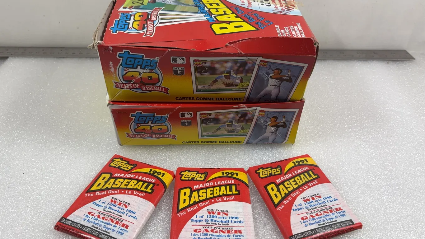 Topps MLB 40 Years of Baseball Trading Cards, Approx. 350 Cards *Unreserved*