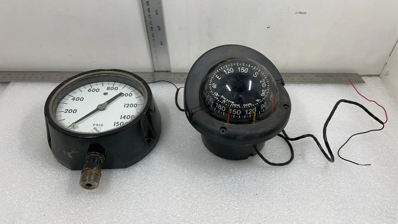 Richie Navigator Compass and Ashcroft Dura gauge Pressure Gauge, Approx. 2 pce *Unreserved*