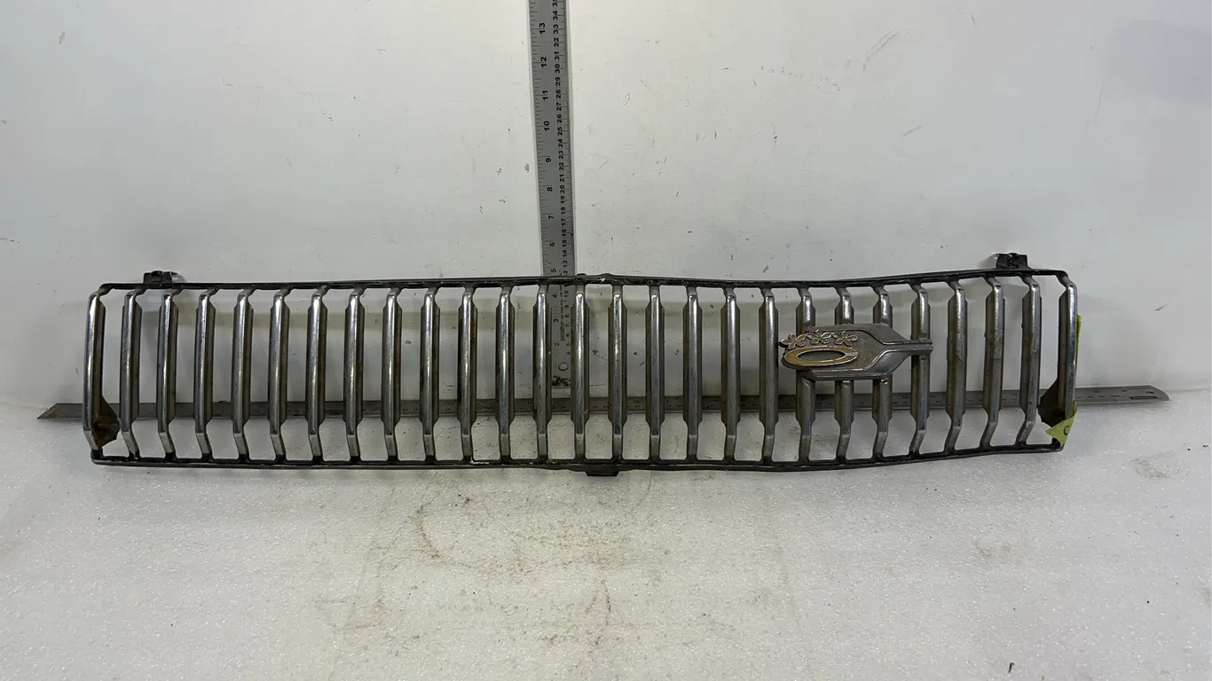Vintage Chrome Vehicle Grille, Approx. 32"x7"x3" *Unreserved*