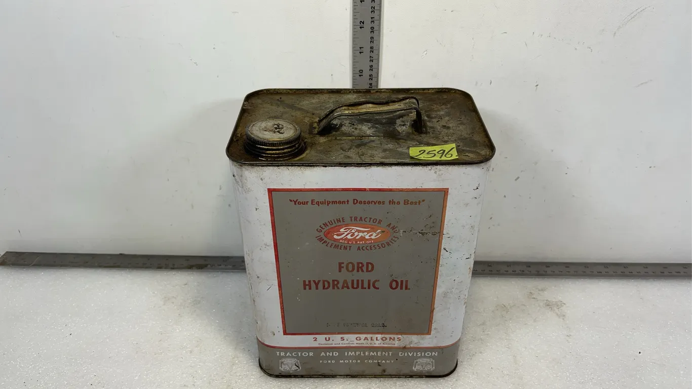 Vintage Ford Hydraulic Oil Can, Approx. 11"x9"x6" *Unreserved*