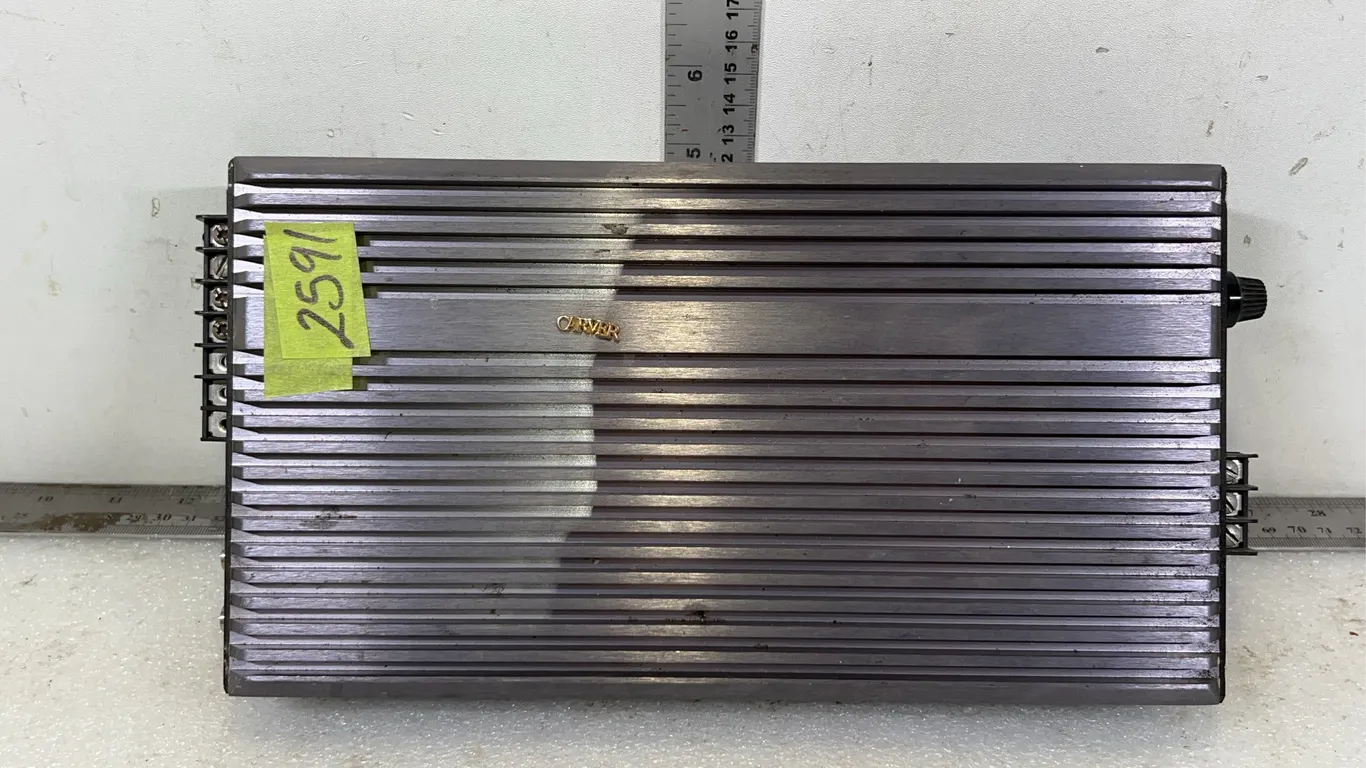 Vintage Carver M240 Two Channel Mobile Power Amplifier, Approx. 11"x6"x3" *Unreserved*