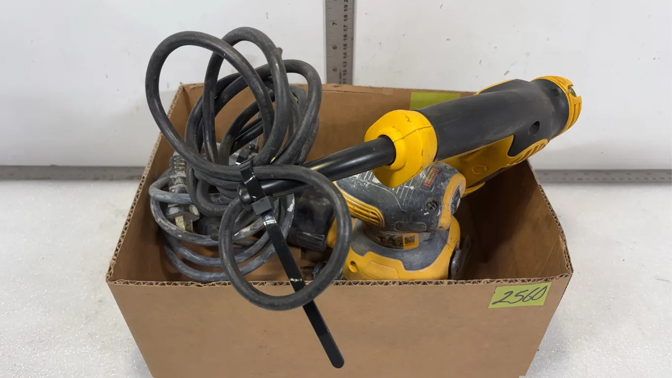 Dewalt Palm Sander and Corded Drill Model DWD110, Approx. 2 pce *Unreserved*