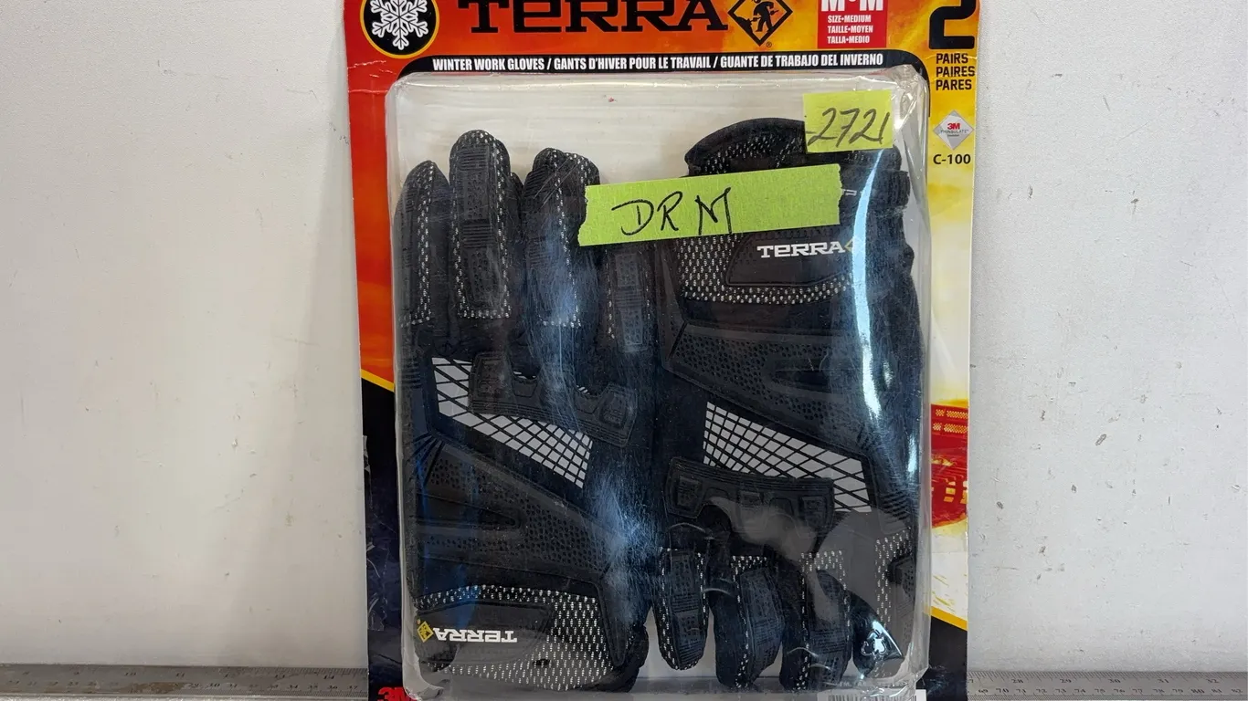Terra 3M Insulated Winter Work Gloves Model C-100, Approx. 2 pce *Unreserved*