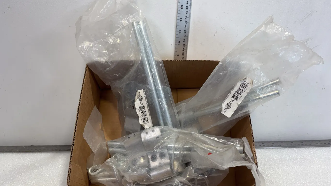 Chain Bolt Kits, Approx. 4 pce *Unreserved*