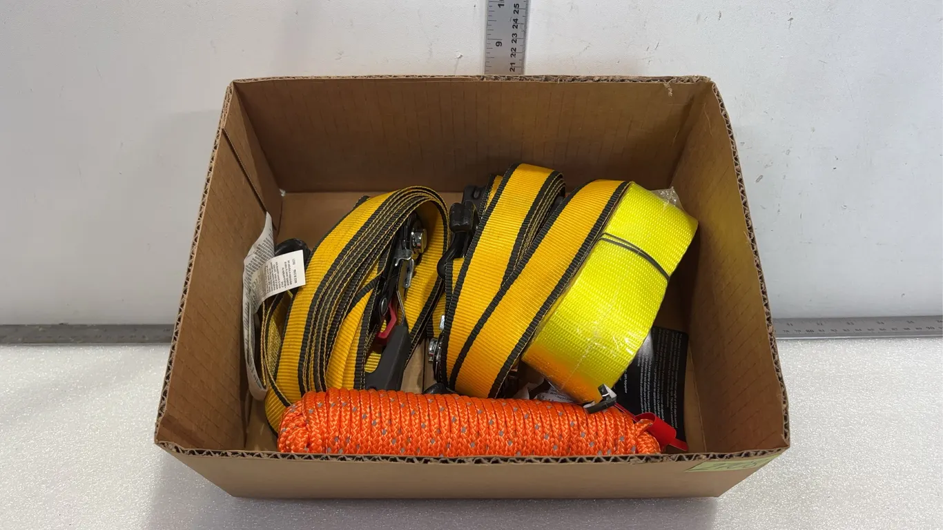 Assorted Straps with Tow Strap, Ratchet Straps Approx. 800Lb Capacity, Tuff Rope Utility Rope 1/4"x50ft *Unreserved*