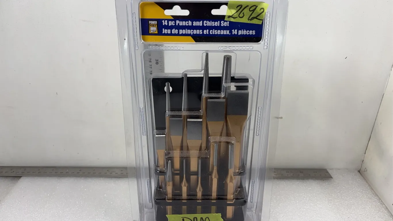 Powerfist Punch and Chisel Set, Approx. 14 pce 14"x8"x3" *Unreserved*
