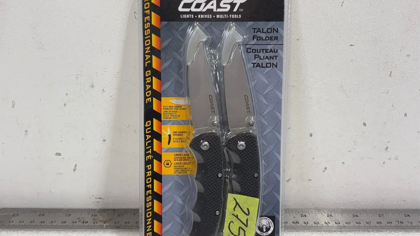 Coast Brand Talon Folder Knife, Liner Lock, 7Cr17 Stainless Steel, Approx. 3" Blade, 4" Closed *Unreserved*