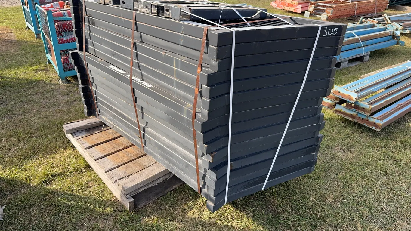 Safety Rack Headache Racks, approx 17, *Unreserved*