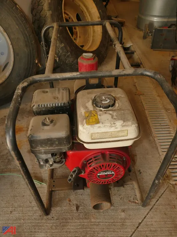(#5) Homelite 3" Diaphragm Trash Pump