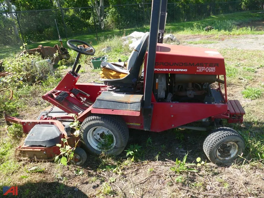 (#9) Toro Groundsmaster 345 Riding 72" Rotary Mower