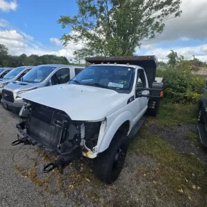 2016 Ford F-350 Super Duty Dump Truck (G852)