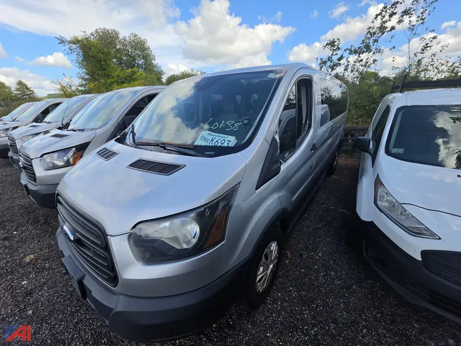 2019 Ford Transit Van (K693)