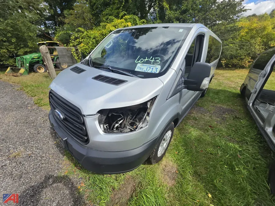 2019 Ford Transit Van (J713)