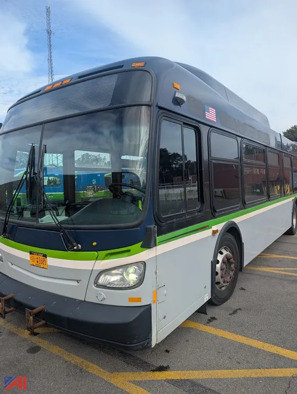 (#372) 2013 New Flyer XD60 Transit Bus
