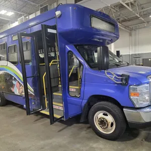 (#3) 2018 Ford E-450 Super Duty Shuttle Bus