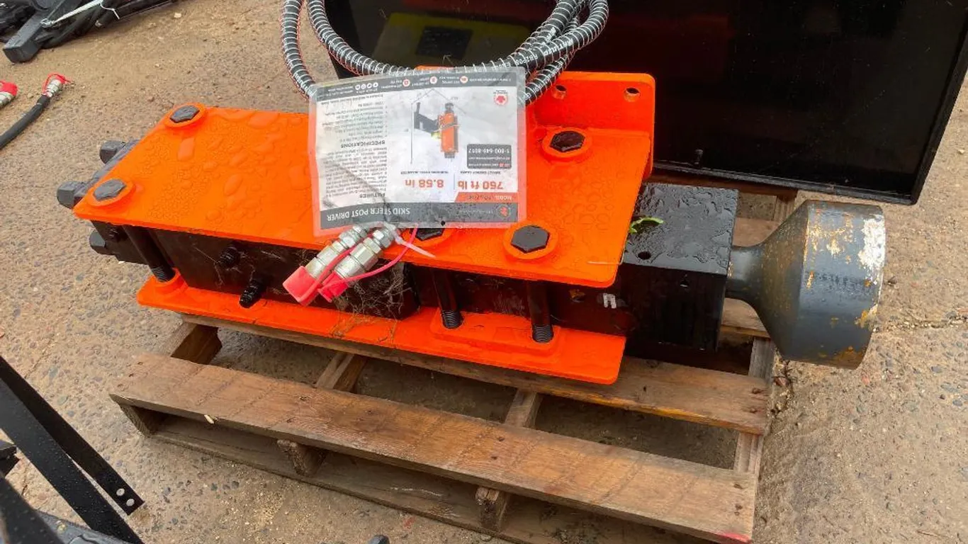 Skidsteer Post Driver
