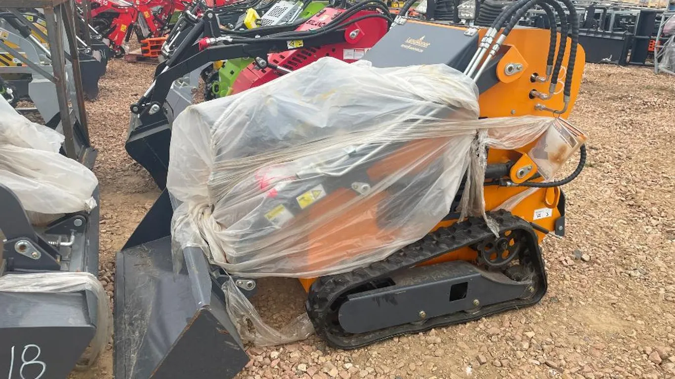 LHR-ME380X2 Skidsteer Loader - Orange