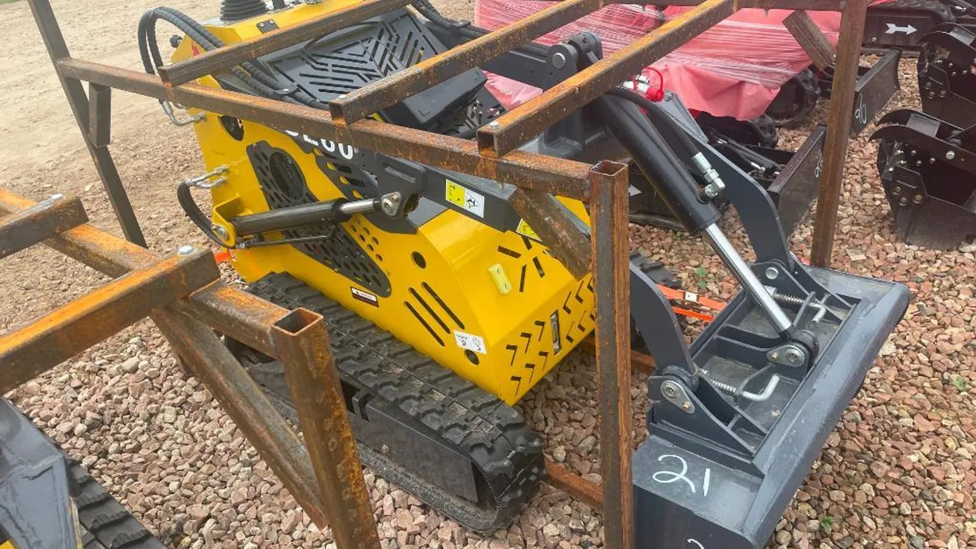 SSL60 Skidsteer Loader - Yellow