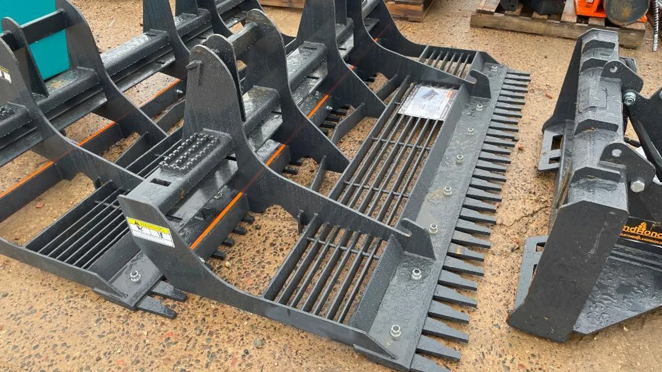 Skidsteer Land Leveler
