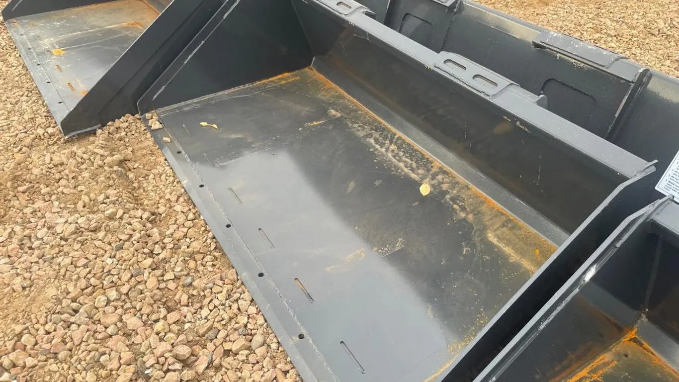 Skidsteer 72'' Bucket